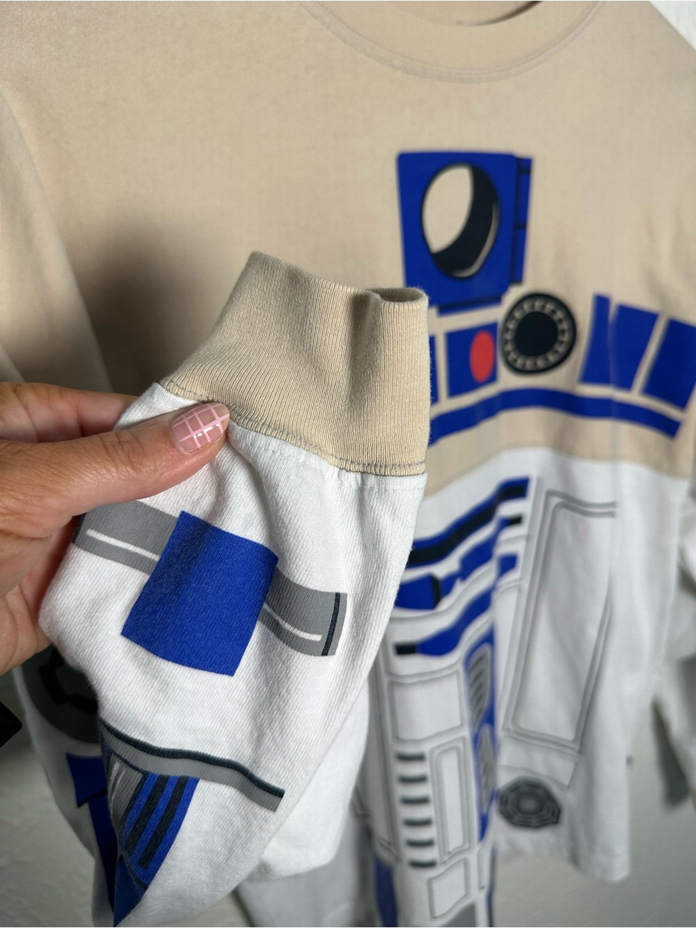 Disney Parks Star Wars R2-D2 Spirit Jersey Unisex Small Droid Graphic Long - Picture 2 of 7